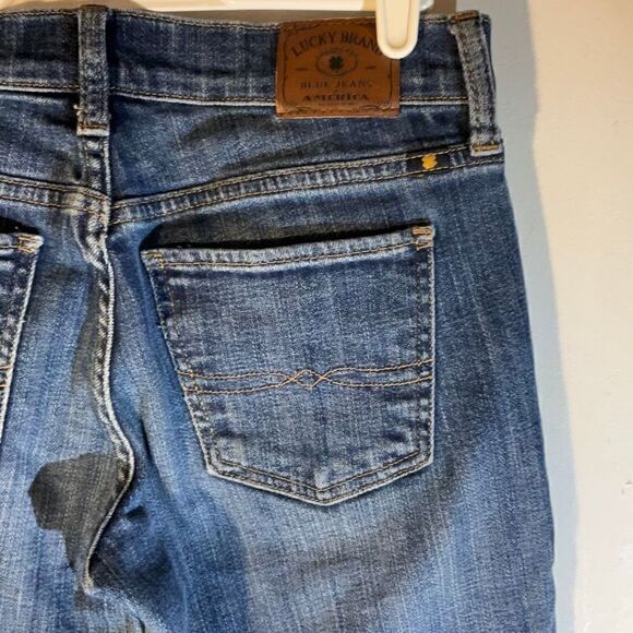 Lucky Brand Sweet Straight Jeans. Midrise. 29”W-Size 6. - Picture 6 of 14